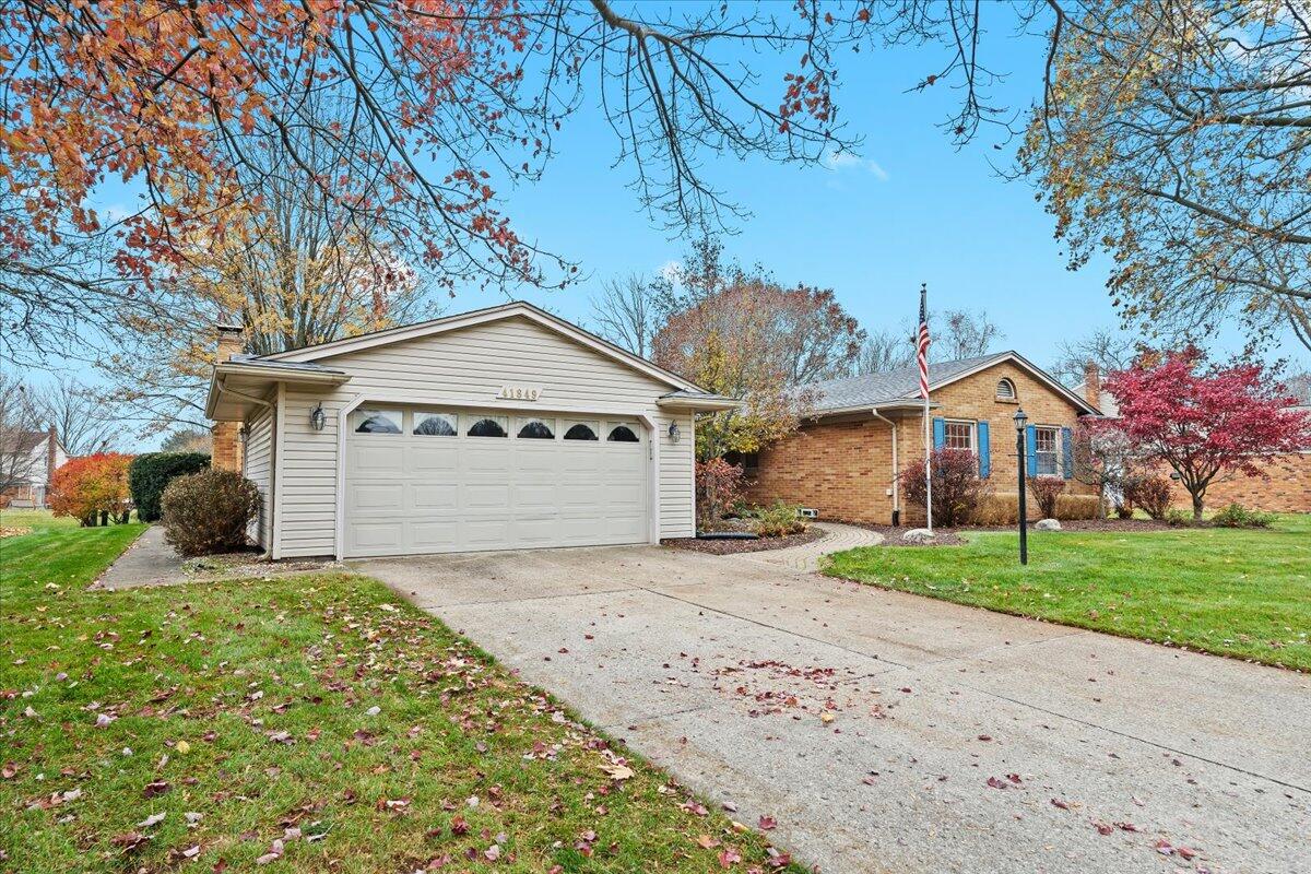 41849 Banbury Road Northville, MI 48168 - Photo 2 of 36 02-41849 Banbury Rd