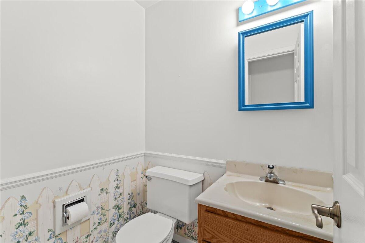 41849 Banbury Road Northville, MI 48168 - Photo 21 of 36 21-41849 Banbury Rd