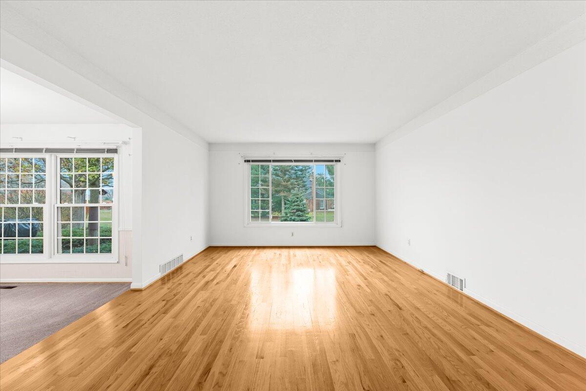 41849 Banbury Road Northville, MI 48168 - Photo 7 of 36 07-41849 Banbury Rd