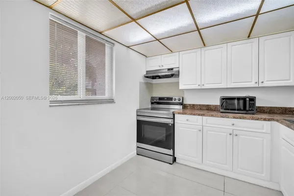 $1,750 | 8103 Camino Real, Unit C314, Miami, FL 33143