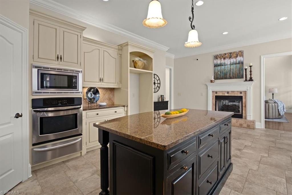 8400 Parkchester Place Oak Ridge, NC 27310 - Photo 15 of 49