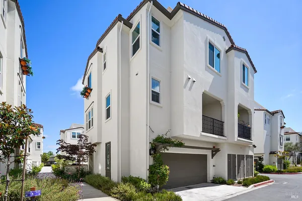 $767,000 | 901 Rockview Road, Novato, CA 94949