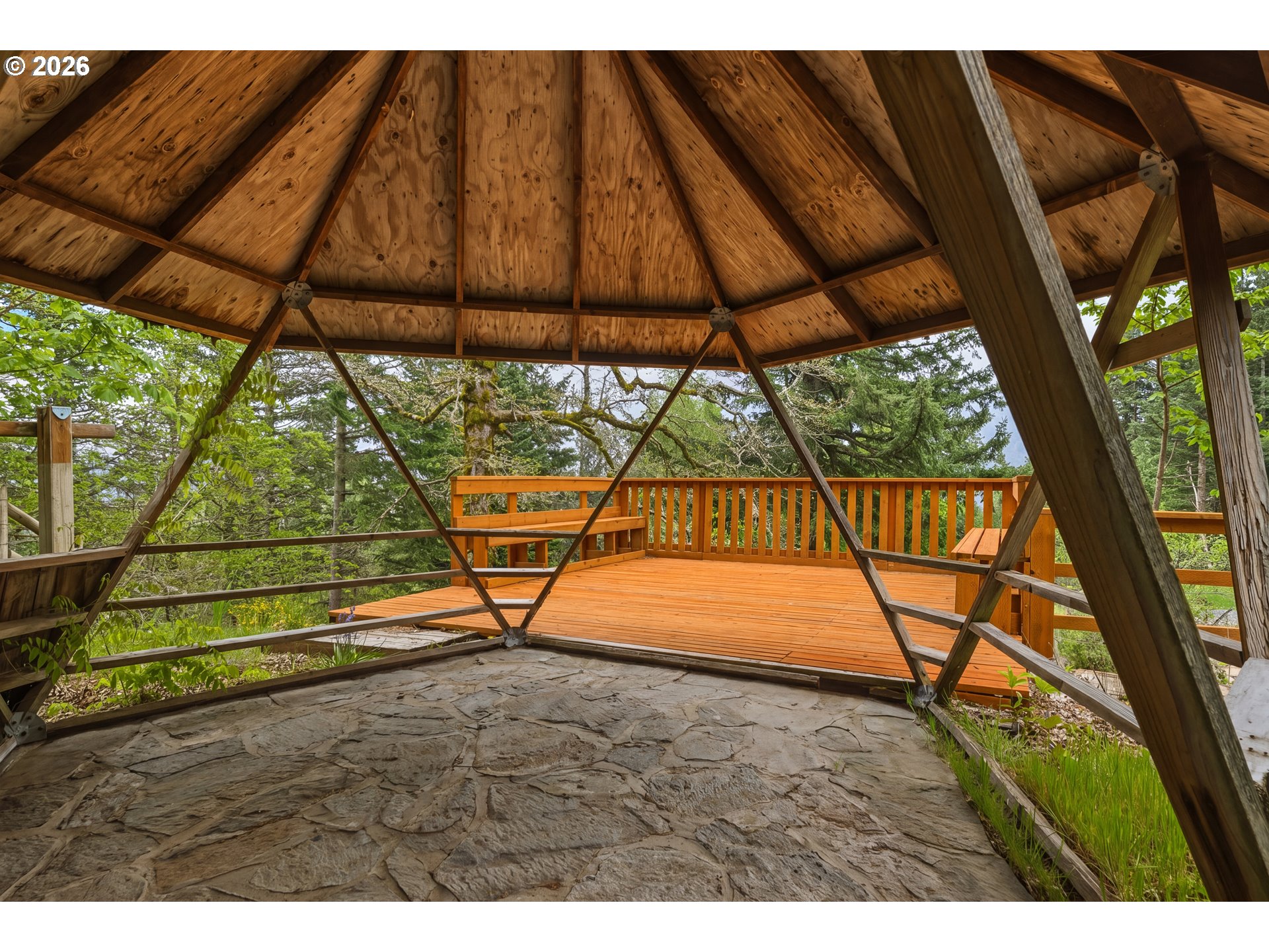 262 Beacon Highland Road East Stevenson, WA 98648 - Photo 43 of 48