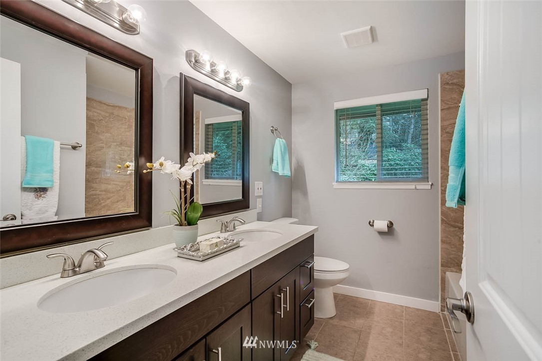 15525 207th Place Southeast Renton, WA 98059 - Photo 14 of 23 Gallery Image 14