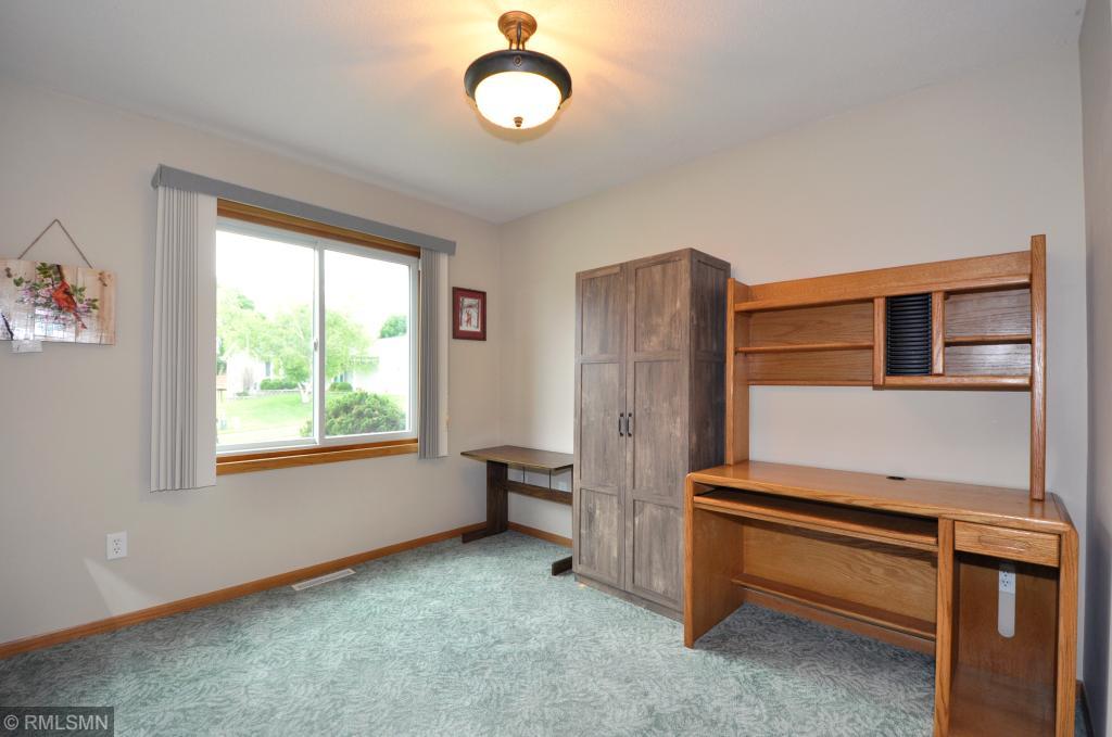 5614 23rd Avenue Northwest Rochester, MN 55901 - Photo 14 of 27 Gallery Image 14