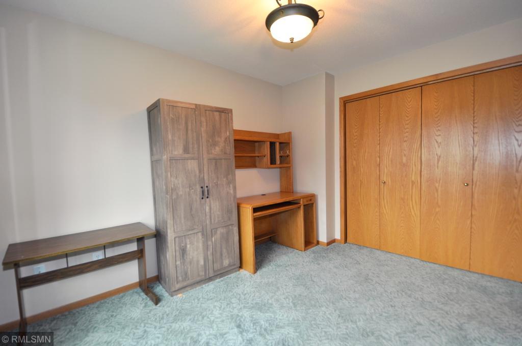 5614 23rd Avenue Northwest Rochester, MN 55901 - Photo 15 of 27 Gallery Image 15