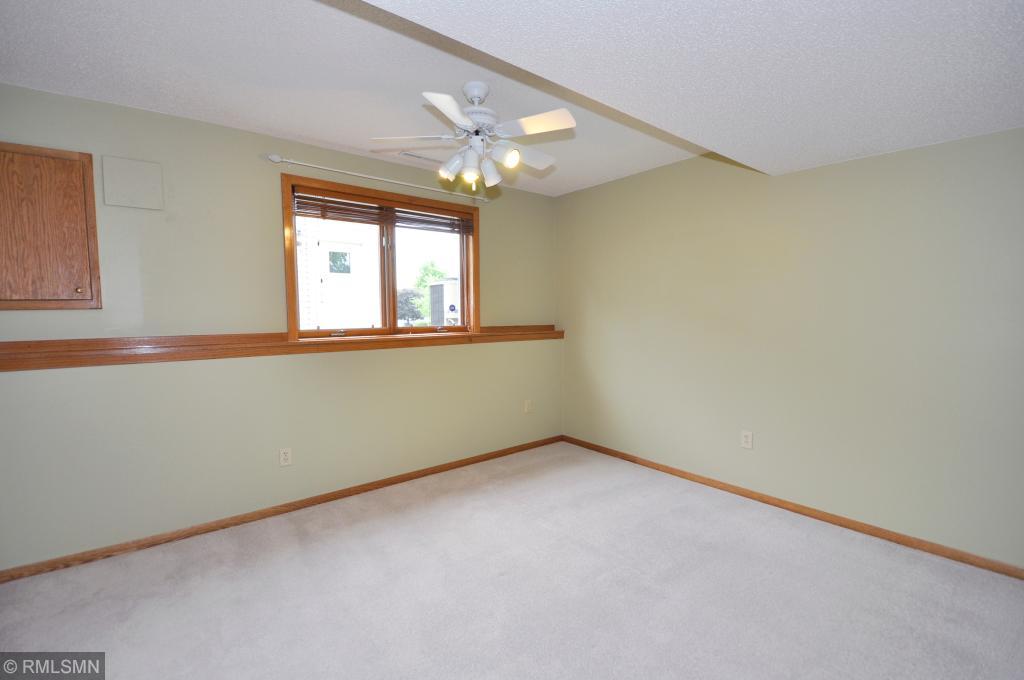 5614 23rd Avenue Northwest Rochester, MN 55901 - Photo 21 of 27 Gallery Image 21