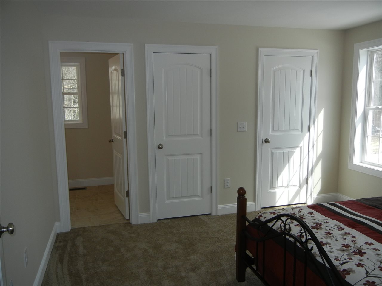 5 Clubhouse Way, Unit 4 Amherst, NH 03031 - Photo 14 of 23 Gallery Image 14