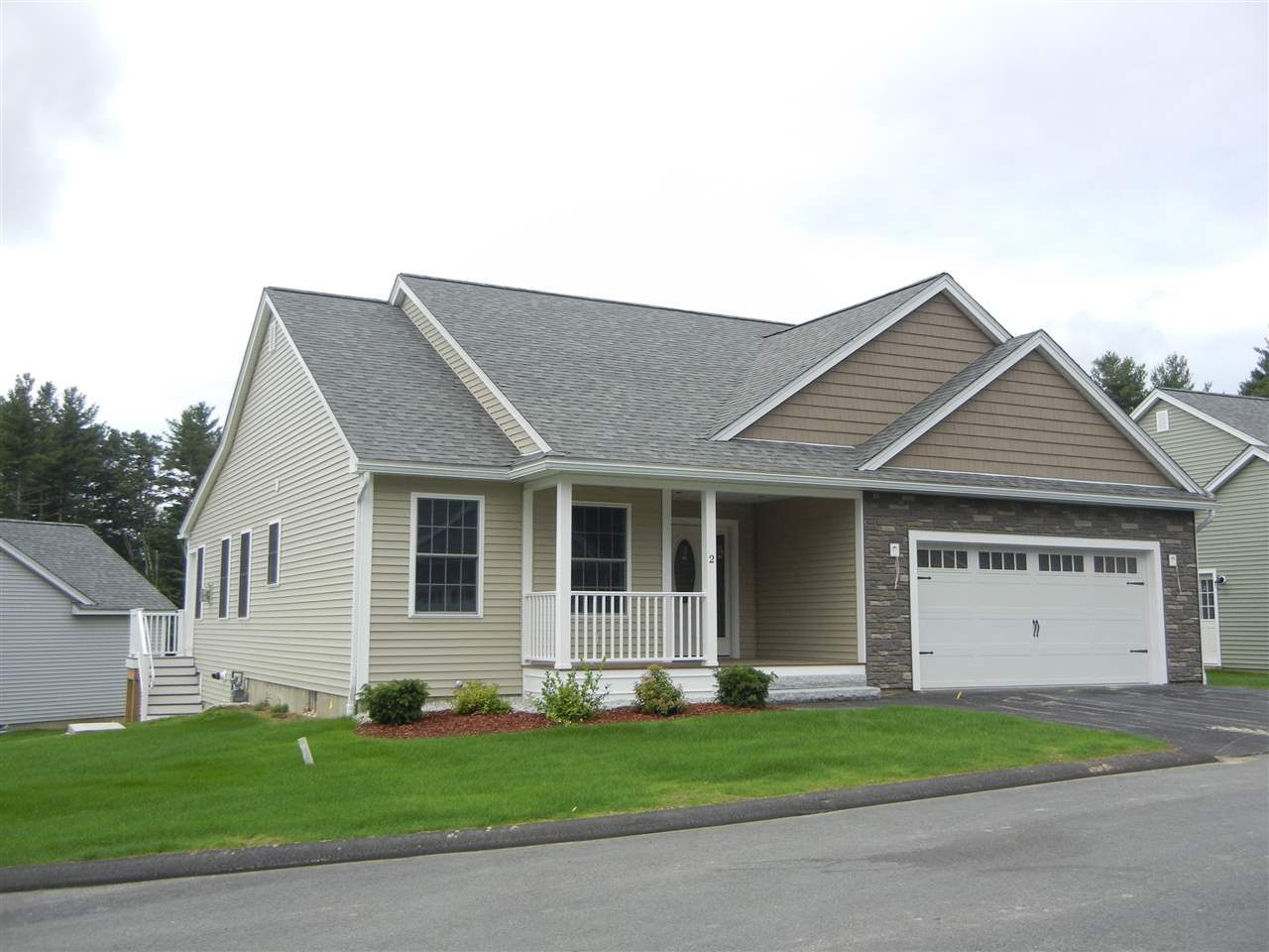 5 Clubhouse Way, Unit 4 Amherst, NH 03031 - Photo 18 of 23 Gallery Image 18