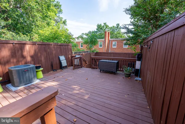 $3,500 | 2913 Mosby Street, Alexandria, VA 22305