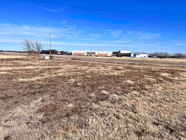 $23,500 | 1208 Park Glen Street, Clearwater, KS 67026