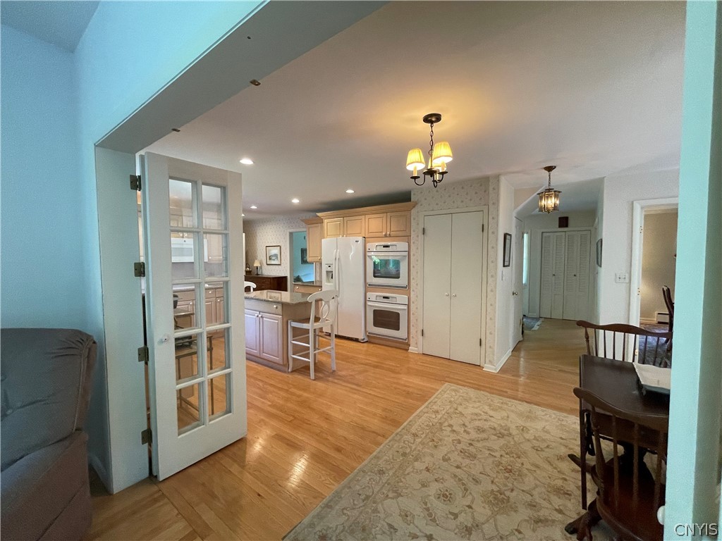 2671 Lyons Road Camillus, NY 13031 - Photo 20 of 50 Kitchen