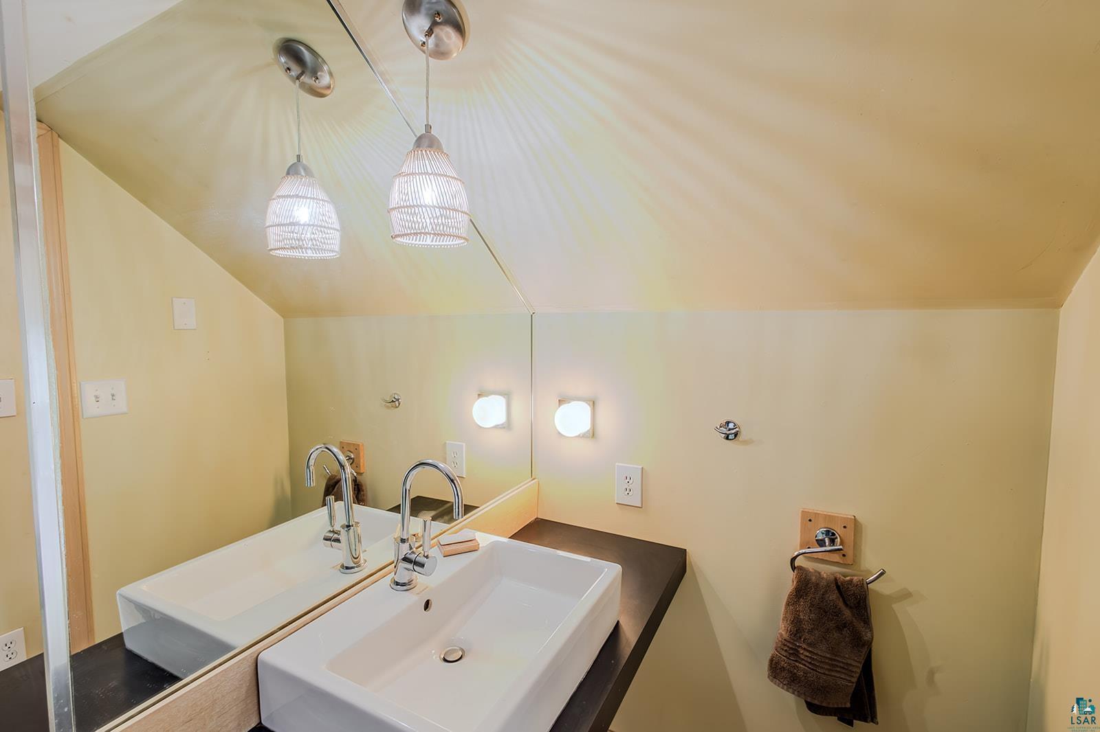 617 West 2nd Street Duluth, MN 55806 - Photo 27 of 38