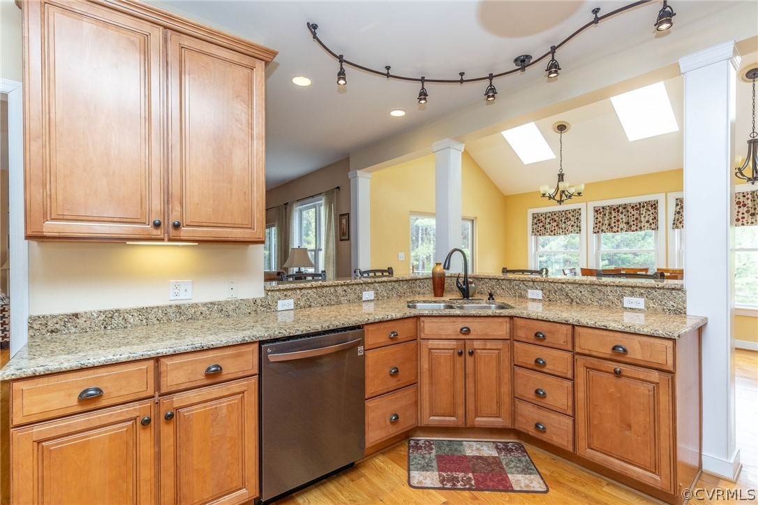 832 Clayton Road Powhatan, VA 23139 - Photo 9 of 48