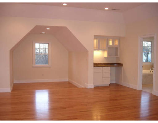 3 Smith Avenue Lexington, MA 02421 - Photo 7 of 11