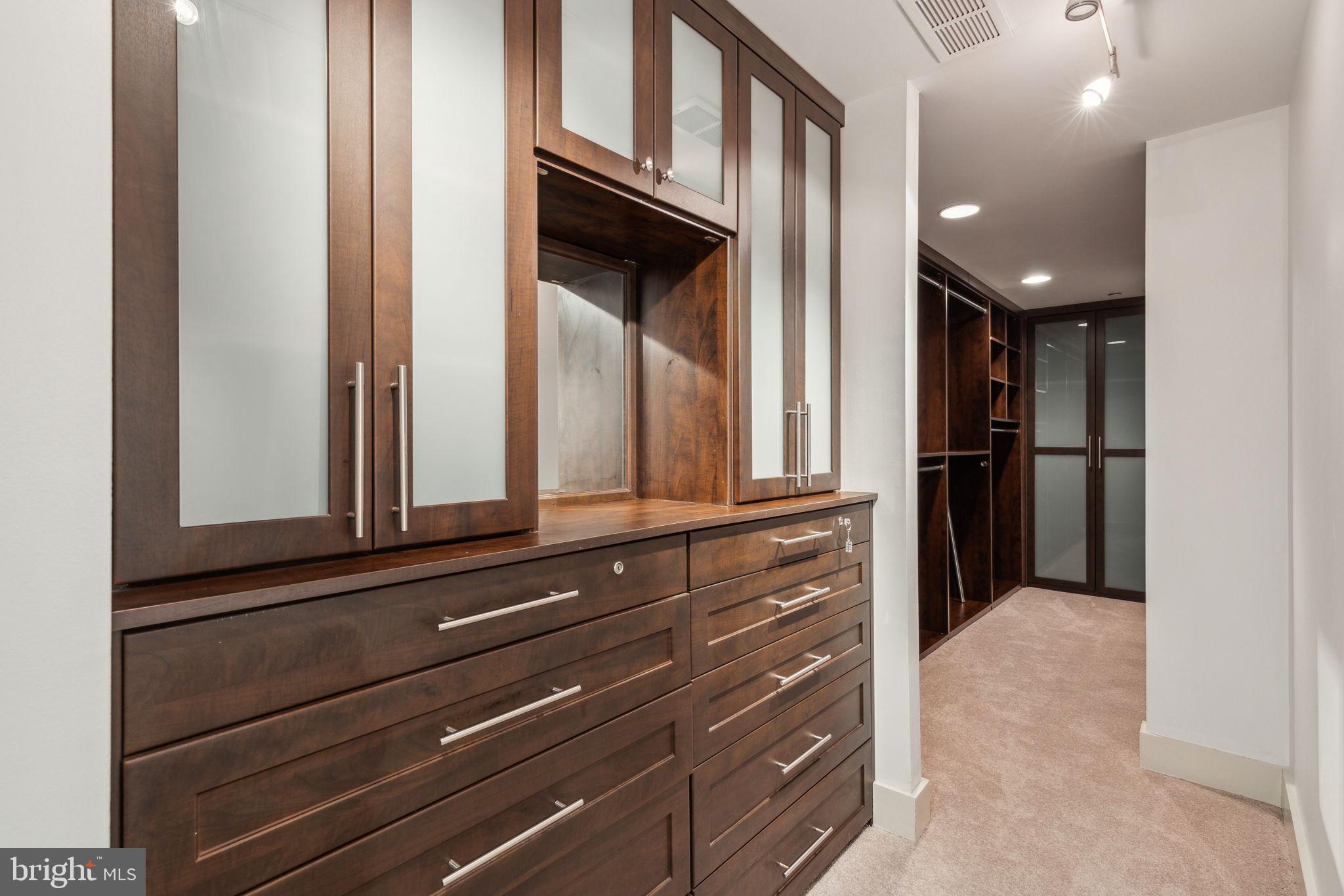 202 West Rittenhouse Square, Unit 3203 Philadelphia, PA 19103 - Photo 28 of 55 Gallery Image 28