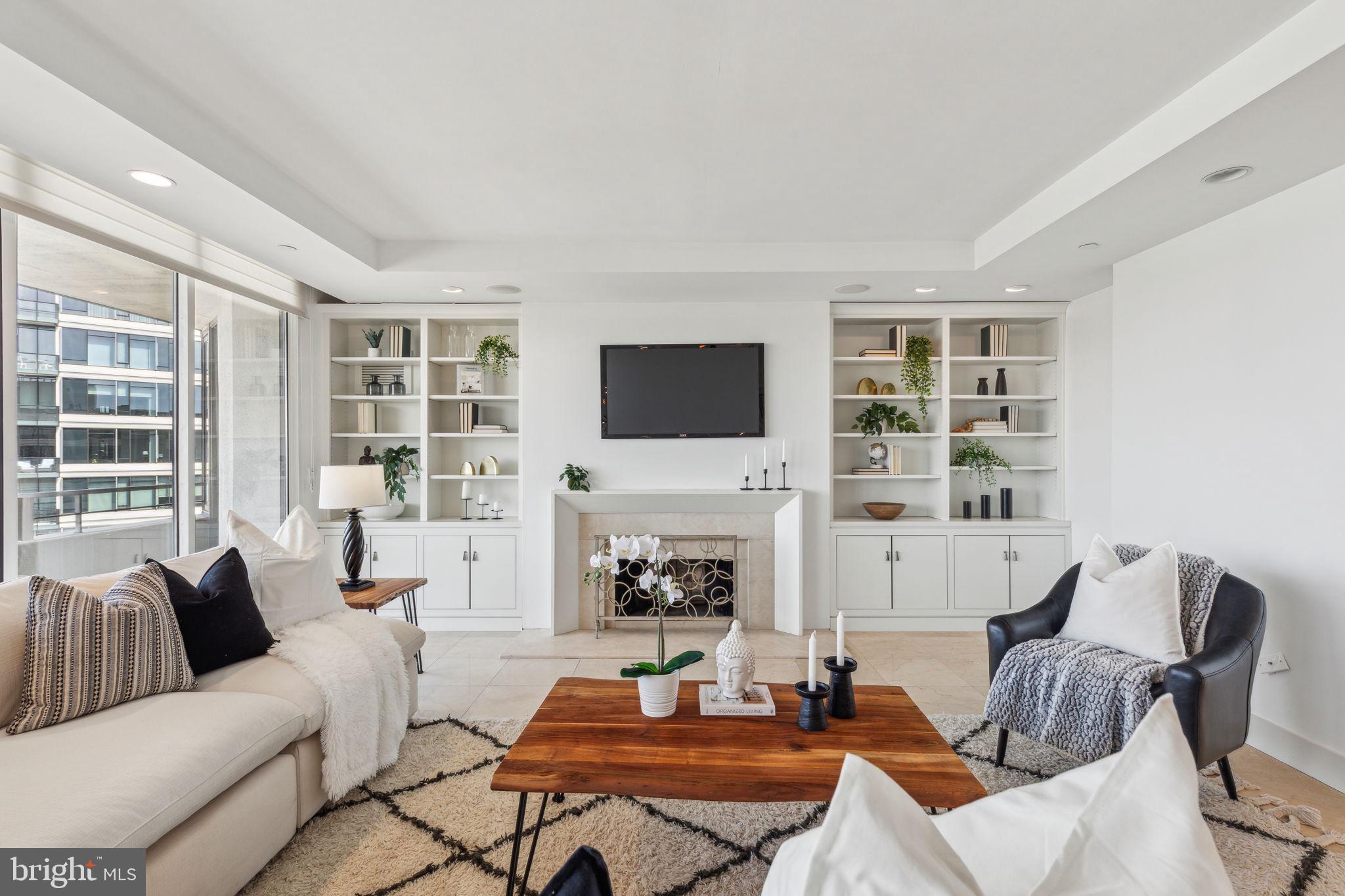 202 West Rittenhouse Square, Unit 3203 Philadelphia, PA 19103 - Photo 4 of 55 Gallery Image 4