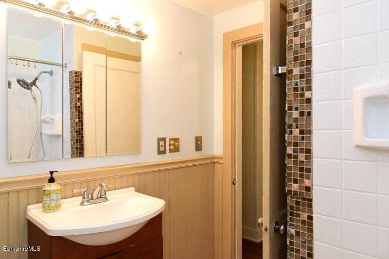 60 Creamery Road Egremont, MA 01230 - Photo 19 of 24 Full Bath