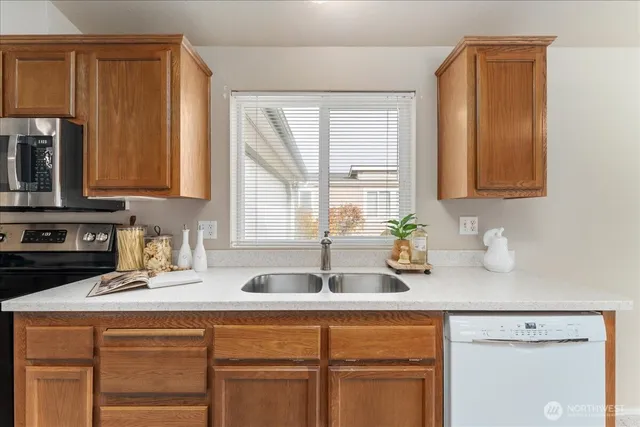 $219,000 | 565 Sunday Drive, East Wenatchee, WA 98802