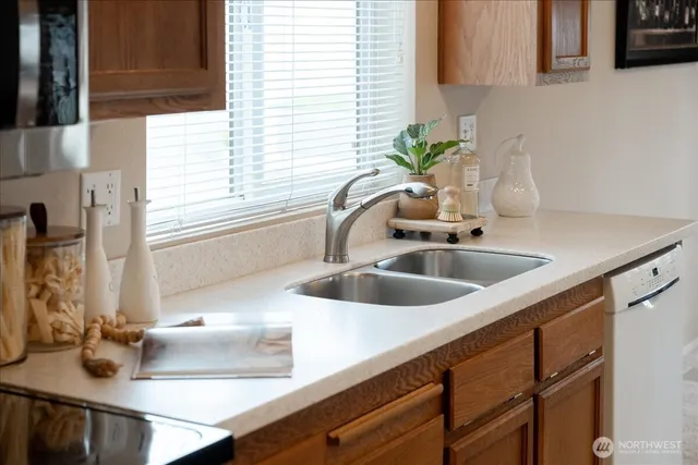 $219,000 | 565 Sunday Drive, East Wenatchee, WA 98802