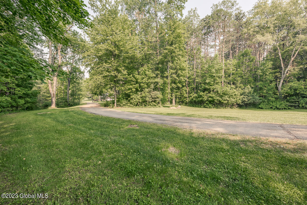 5234 Hudson Road Galway, NY 12074 - Photo 12 of 68 Hudson Dr Galway NY-10
