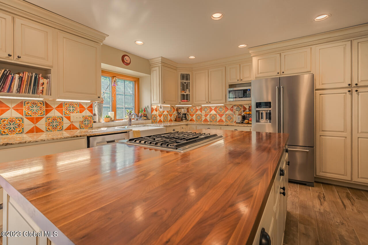 5234 Hudson Road Galway, NY 12074 - Photo 27 of 68 Hudson Dr Galway NY-19