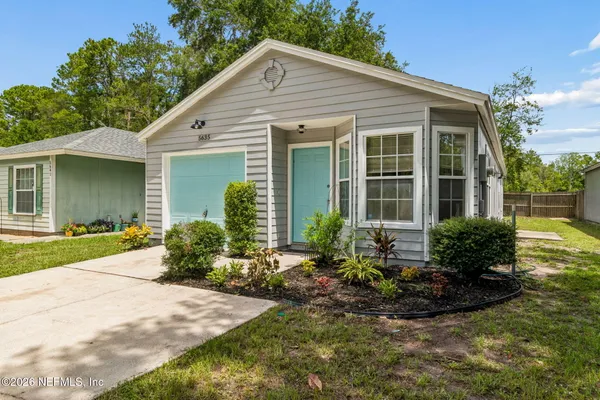 $210,000 | 5635 Ellis Trace Drive, Jacksonville, FL 32205
