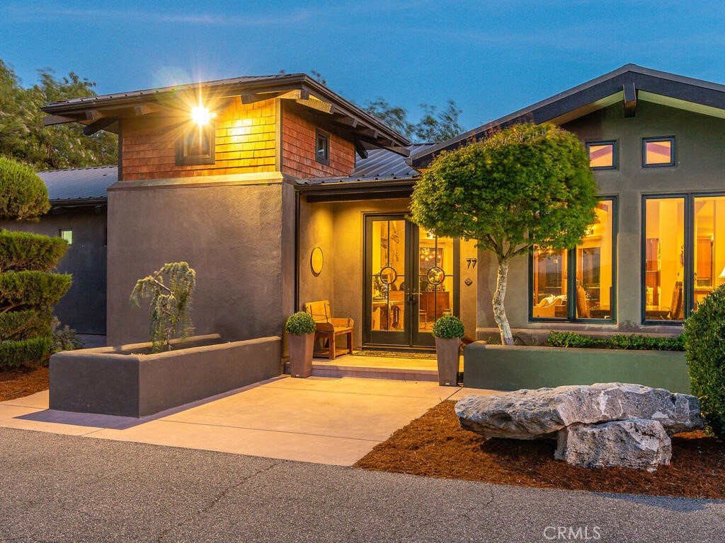 7790 Airport Road Paso Robles, CA 93446 - Photo 3 of 71 a front view of a house with a yard