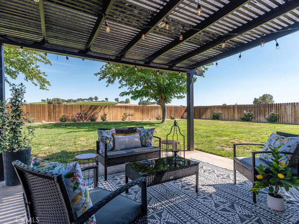 7790 Airport Road Paso Robles, CA 93446 - Photo 58 of 71 a view of a chairs and table in the patio