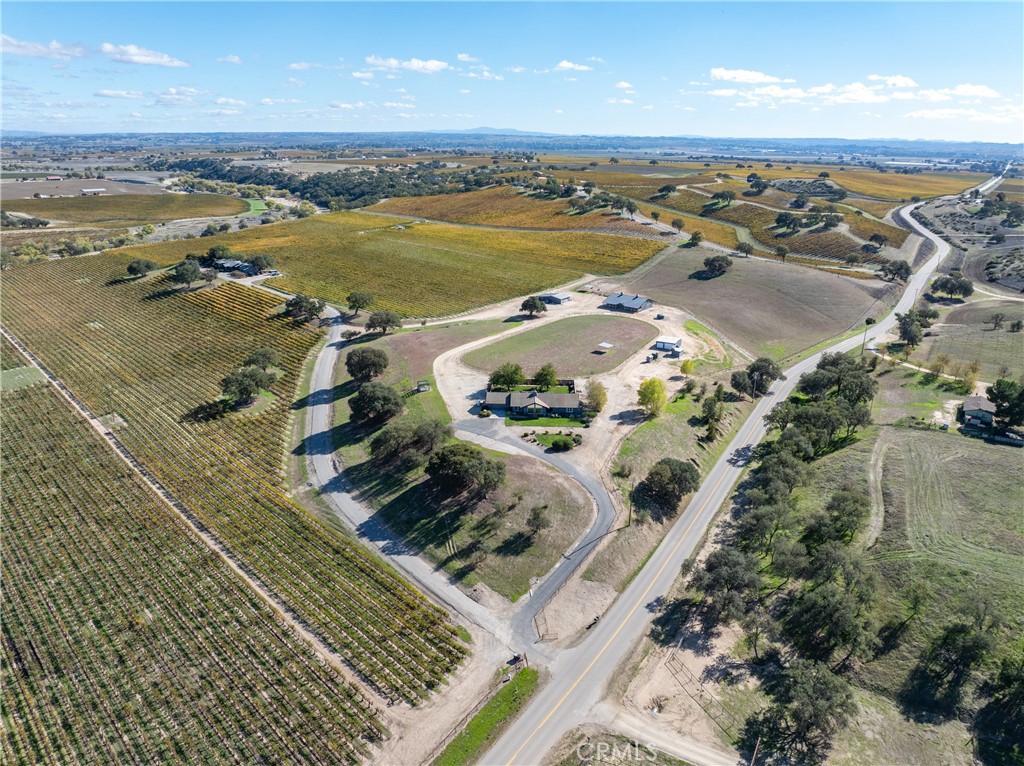 7790 Airport Road Paso Robles, CA 93446 - Photo 70 of 71 an aerial view of a ocean view