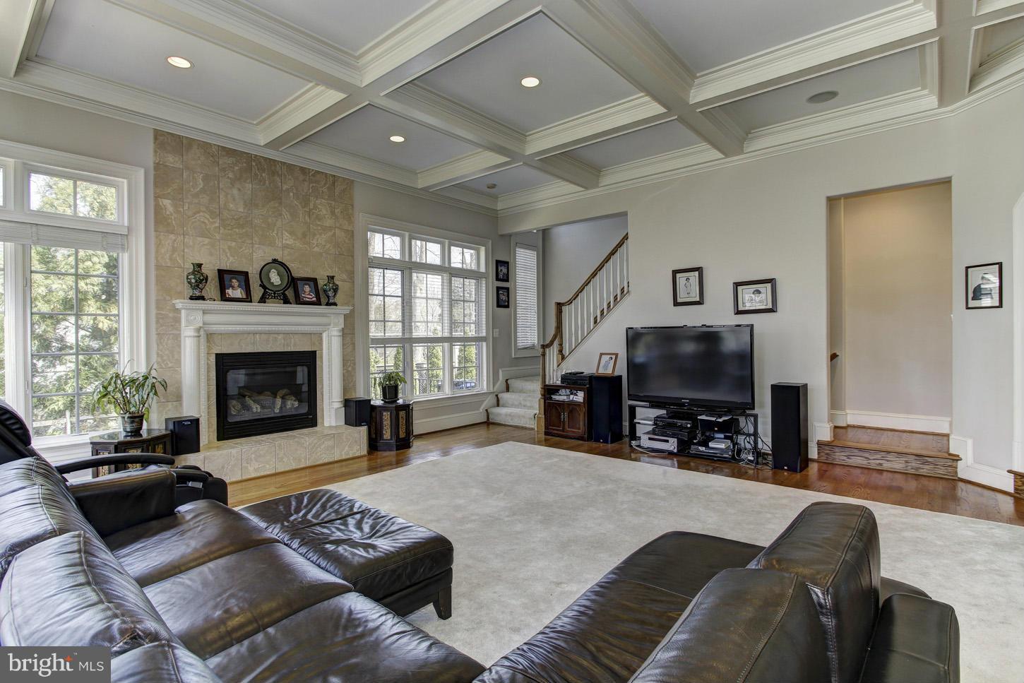 1056 Swinks Mill Road McLean, VA 22102 - Photo 14 of 30 Family Room
