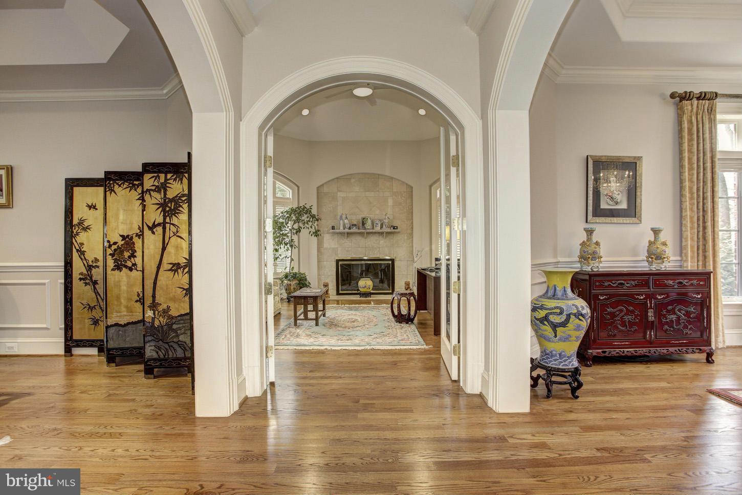 1056 Swinks Mill Road McLean, VA 22102 - Photo 15 of 30 Interior (General)