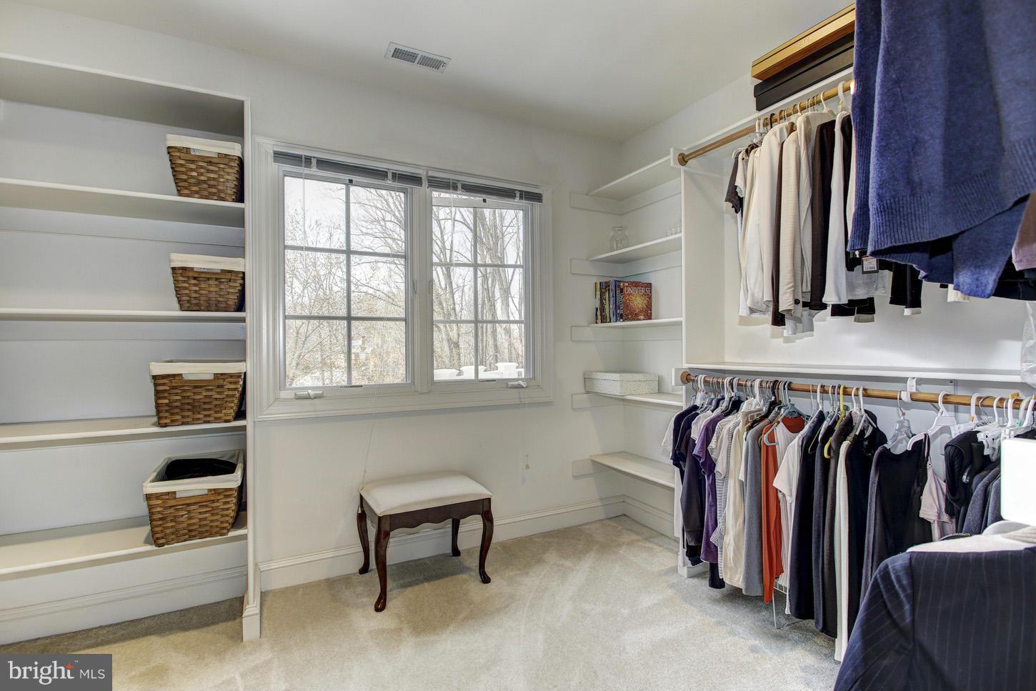 1056 Swinks Mill Road McLean, VA 22102 - Photo 19 of 30 Interior (General)