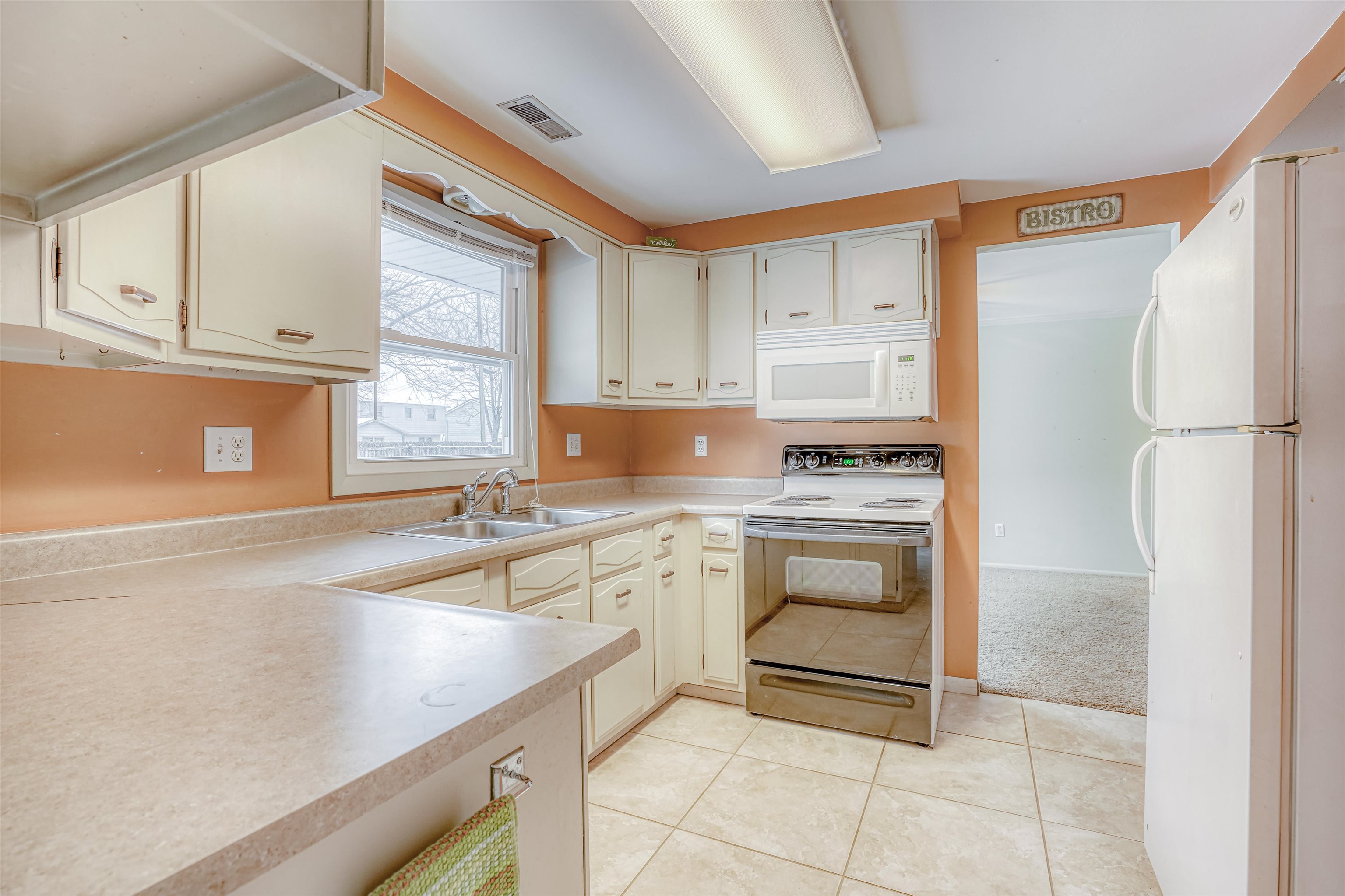 4916 Maplecrest Road Fort Wayne, IN 46835 - Photo 12 of 33
