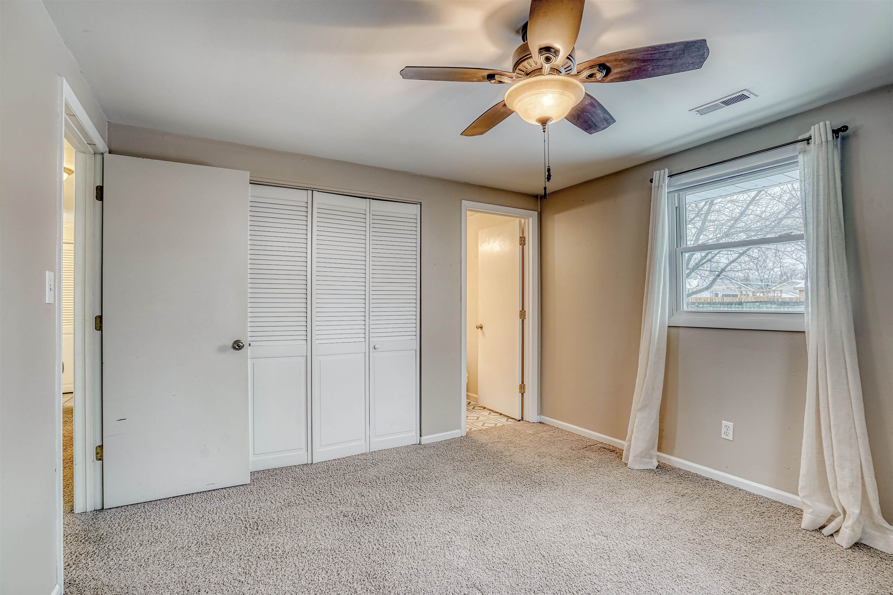 4916 Maplecrest Road Fort Wayne, IN 46835 - Photo 16 of 33