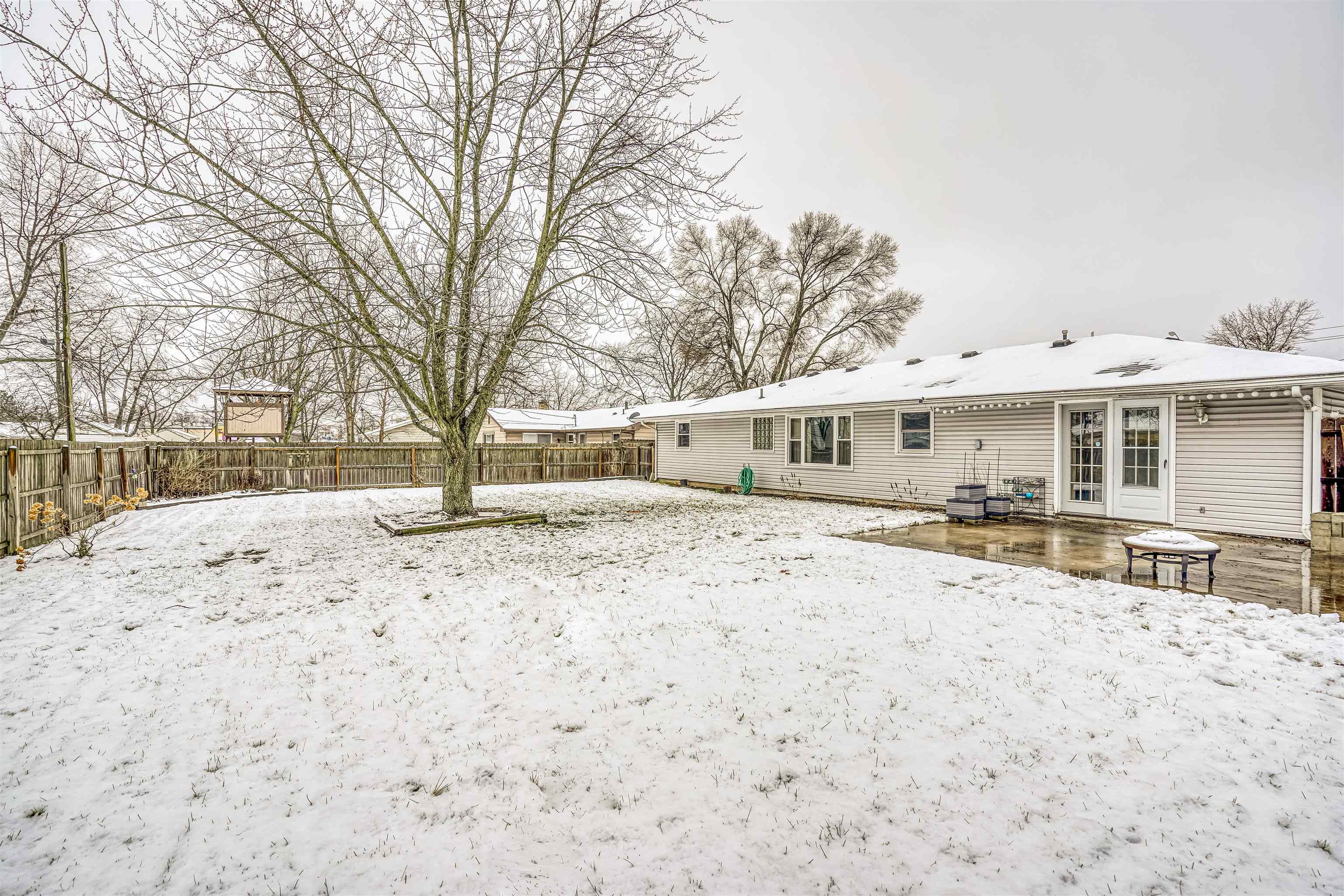 4916 Maplecrest Road Fort Wayne, IN 46835 - Photo 30 of 33