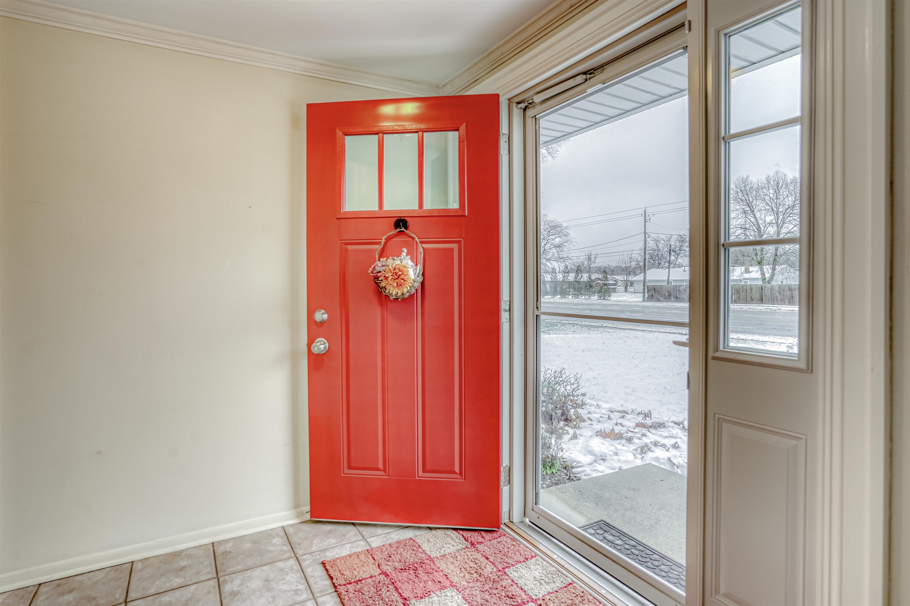 4916 Maplecrest Road Fort Wayne, IN 46835 - Photo 5 of 33