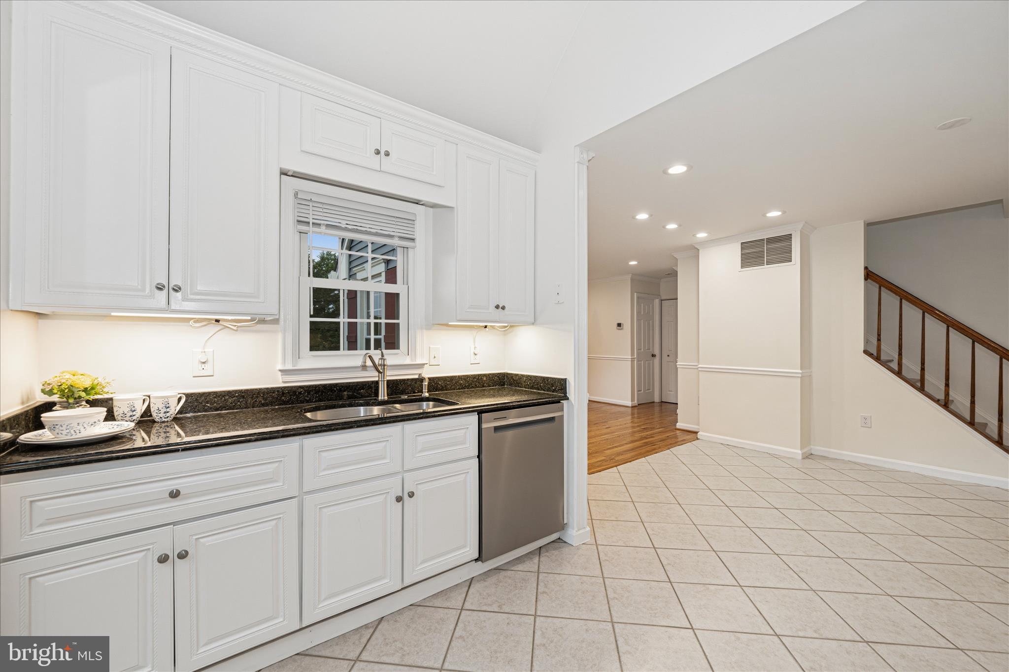 6596 East Lakeridge Road New Market, MD 21774 - Photo 38 of 131 Kitchen
