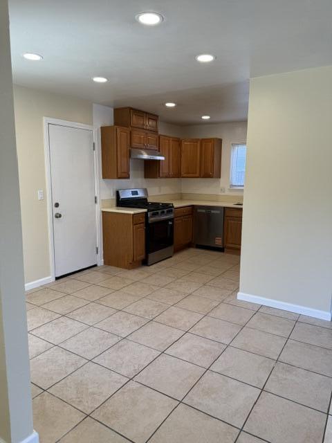 204 North X Street Lompoc, CA 93436 - Photo 7 of 20 17fe32ae-d745-430b-a362-4529f72e21de