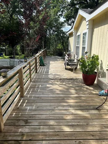 a view of house with outdoor seating space