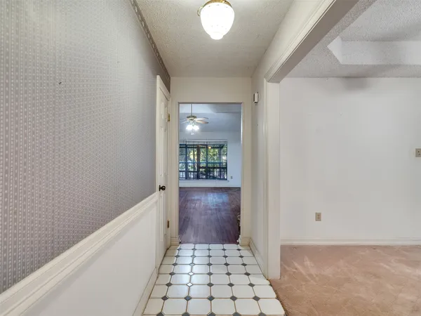 $474,900 | 185 Lake Drive, Onalaska, TX 77360