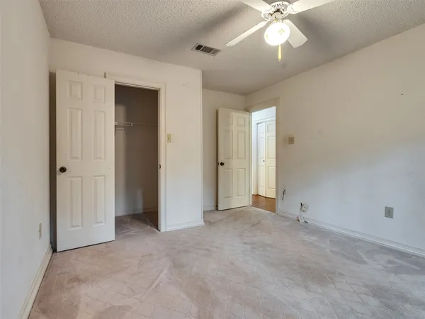 $474,900 | 185 Lake Drive, Onalaska, TX 77360