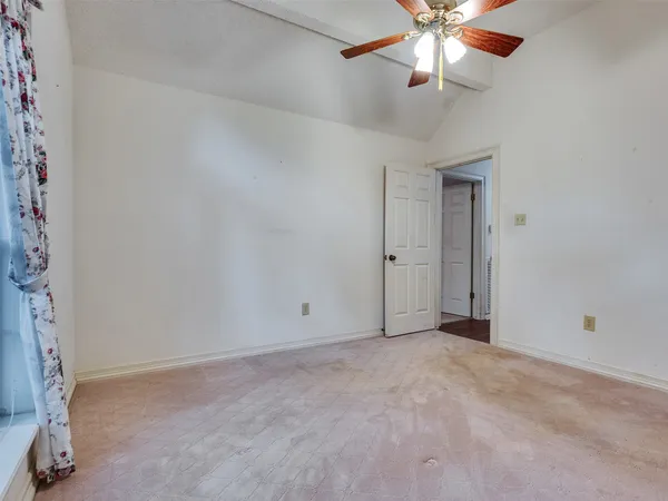 $474,900 | 185 Lake Drive, Onalaska, TX 77360