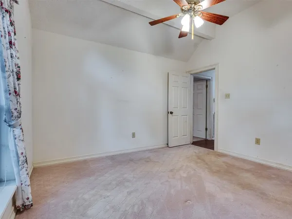 $425,000 | 185 Lake Drive, Onalaska, TX 77360