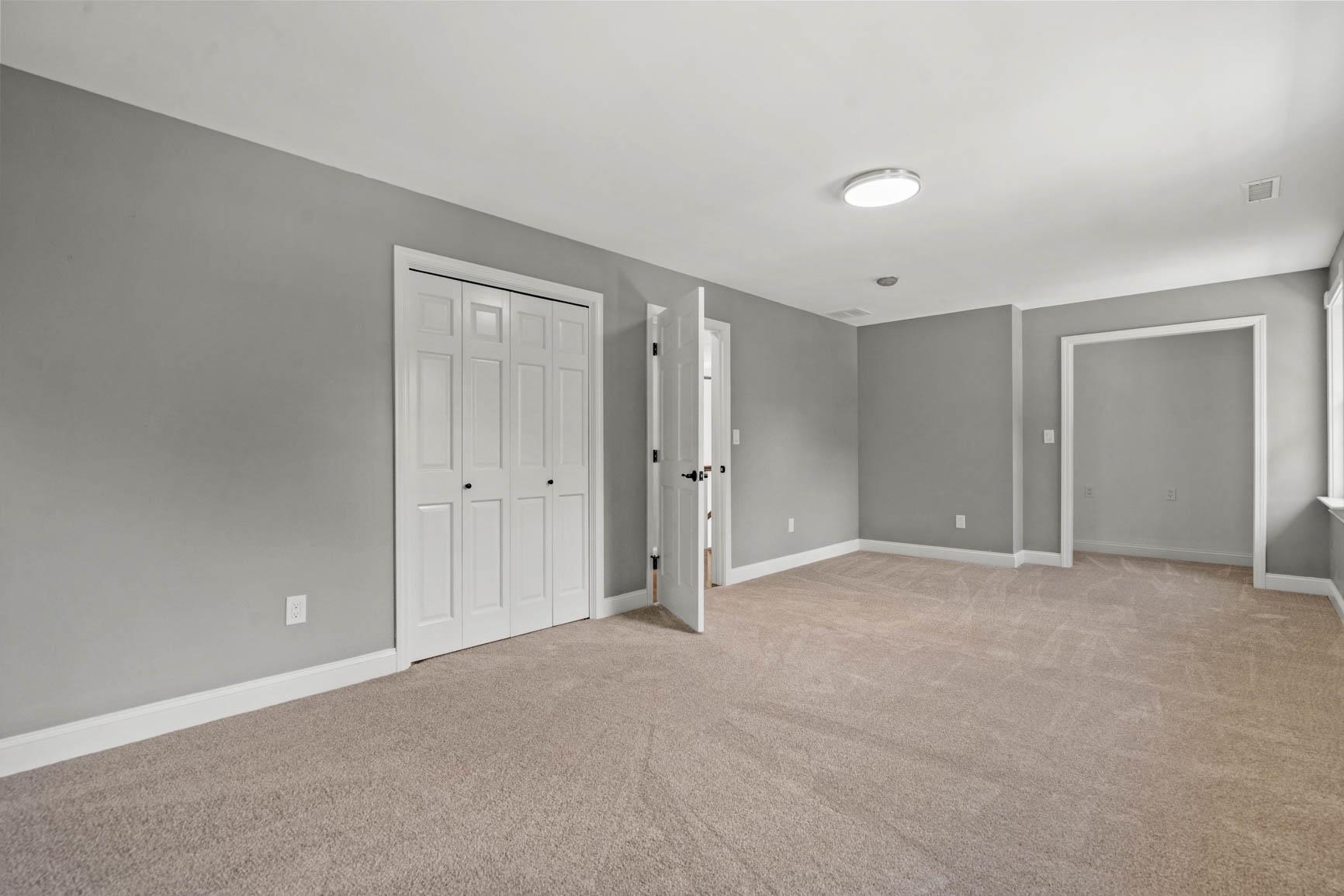 43 Clark Road Londonderry, NH 03053 - Photo 29 of 40