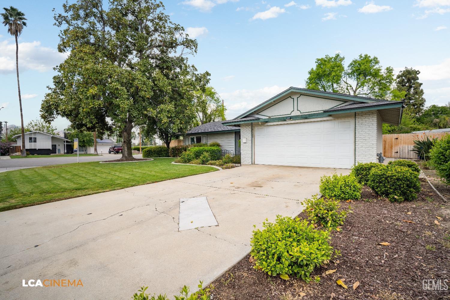 Undisclosed Address Bakersfield, CA 93309 - Photo 6 of 35