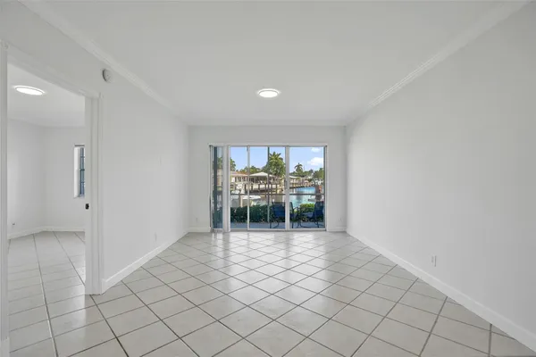 $2,750 | 2201 Southeast 9th Street, Unit 106, Pompano Beach, FL 33062