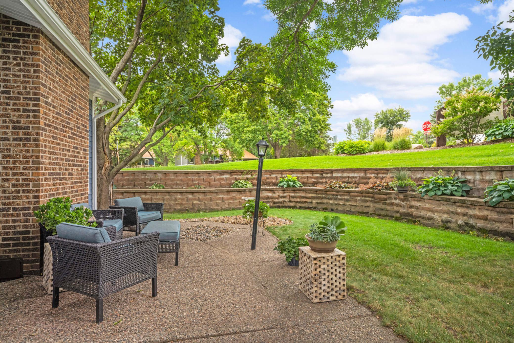 9336 Nesbitt Road Bloomington, MN 55437 - Photo 12 of 45