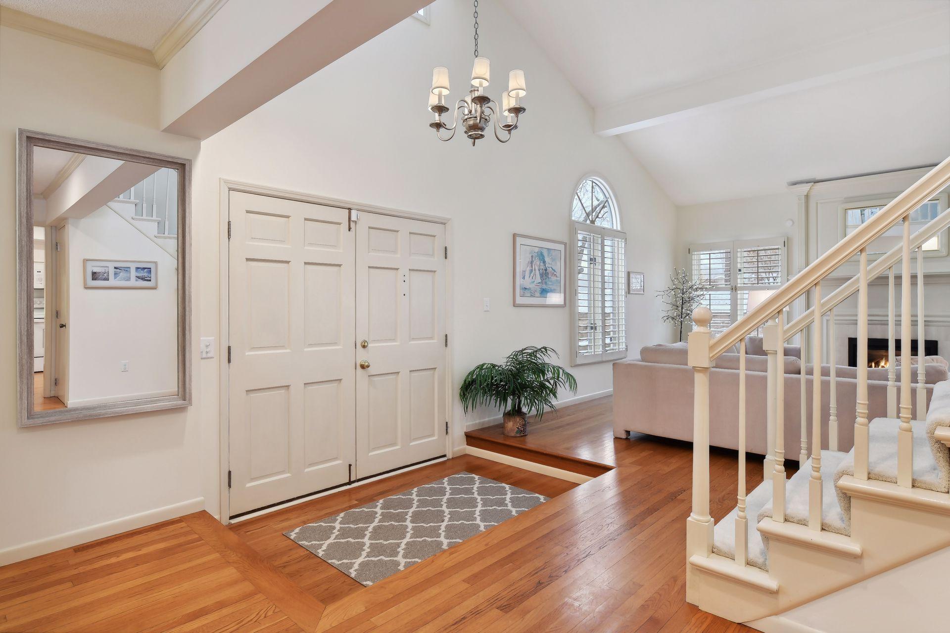 9336 Nesbitt Road Bloomington, MN 55437 - Photo 13 of 45