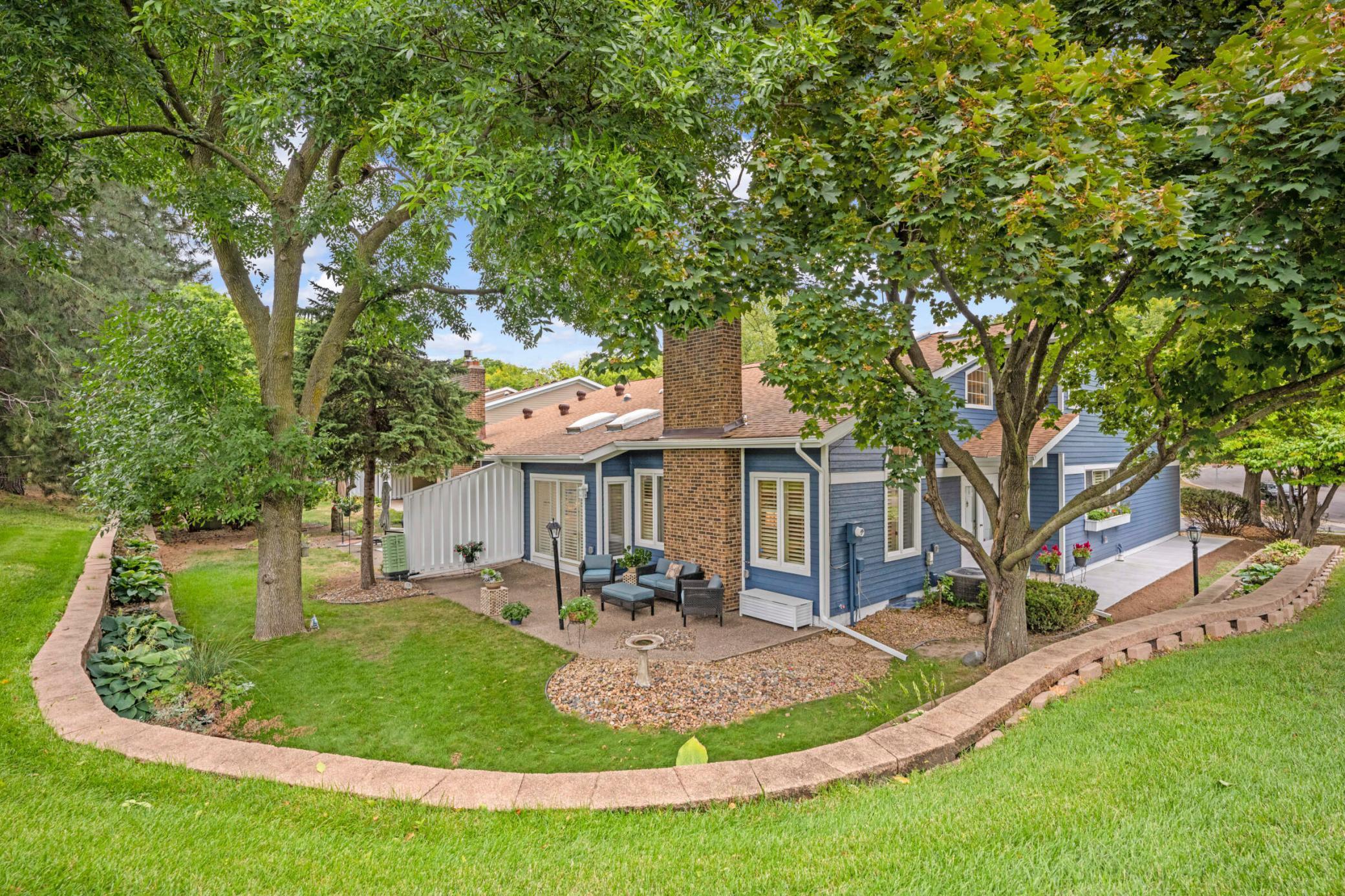 9336 Nesbitt Road Bloomington, MN 55437 - Photo 2 of 45